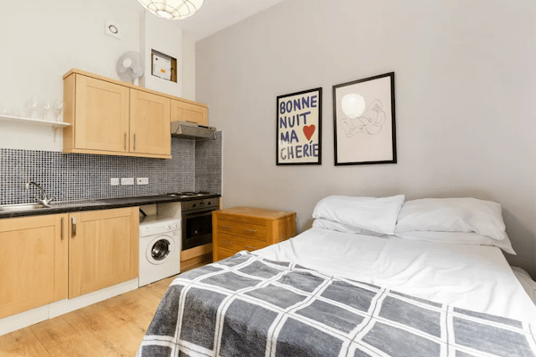 1-min-Oct-24-2025-10-26-54-2956-PM