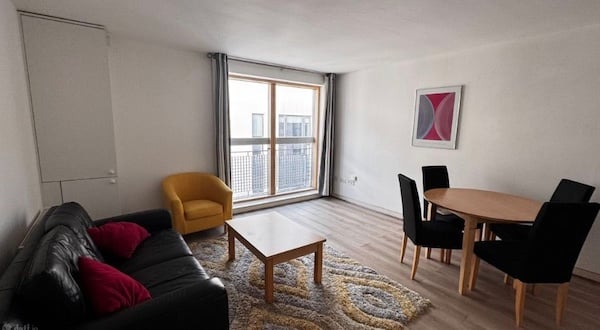 2-Apr-22-2026-05-52-34-5694-AM